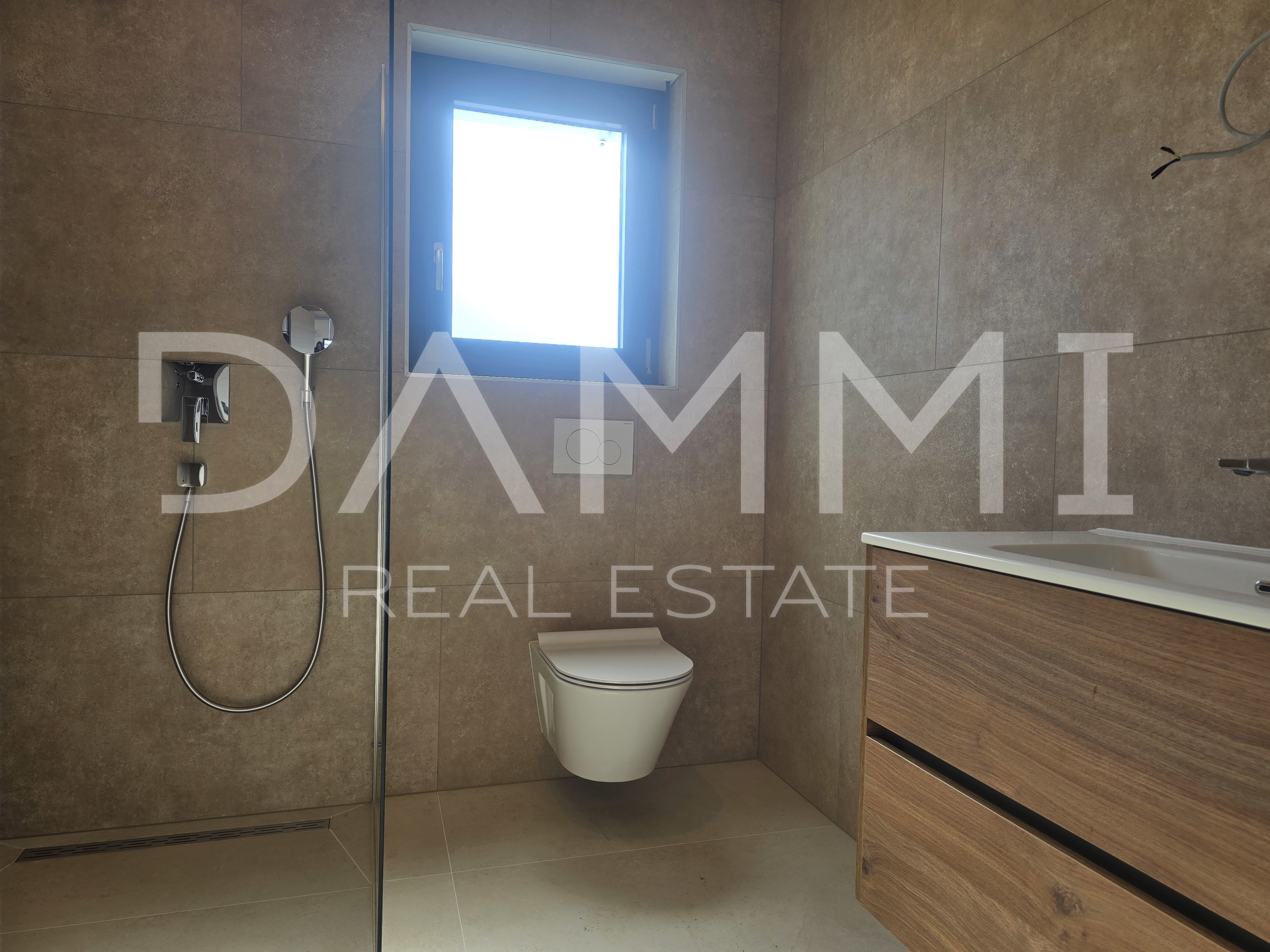 Istra&comma; Medulin&comma; novi stan sa velikim vrtom blizu pla&zcaron;e