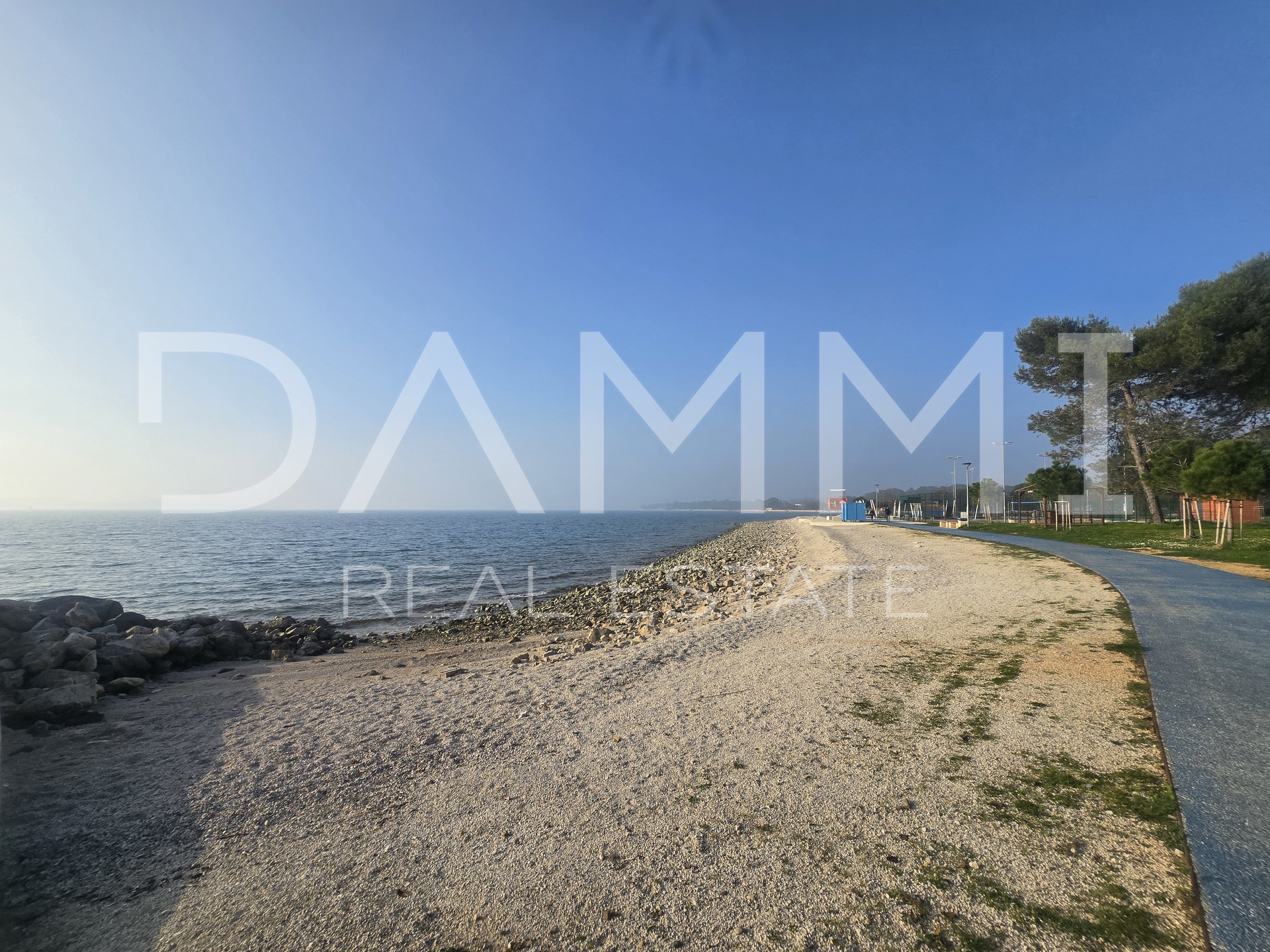 Istra&comma; Fa&zcaron;ana bli&zcaron;a okolica&comma; parcela za gradnju 6 stanova