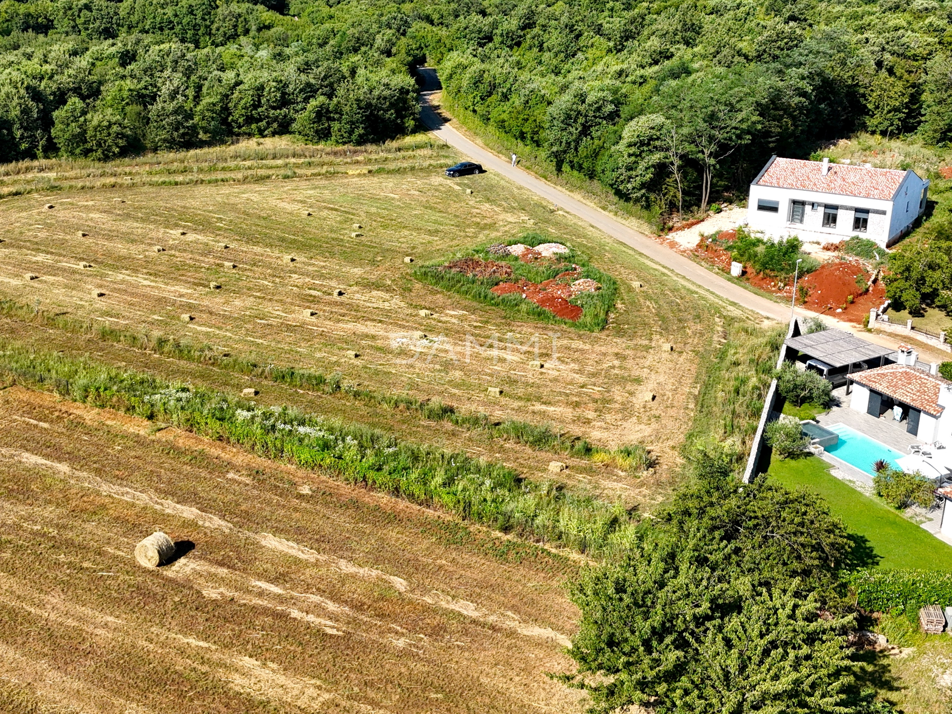 ISTRIEN, BARBAN – Baugrundstück mit Infrastruktur 2998 m2