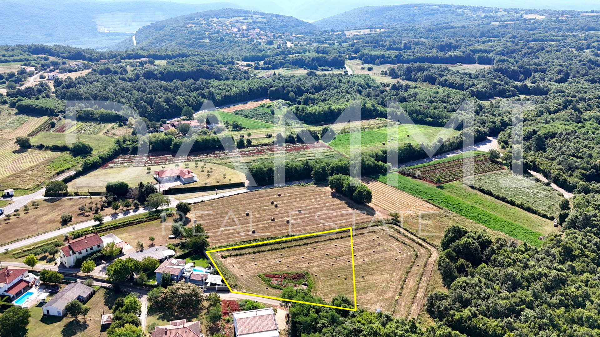 ISTRIA, BARBAN - Terreno edificabile con infrastrutture 2998 m2