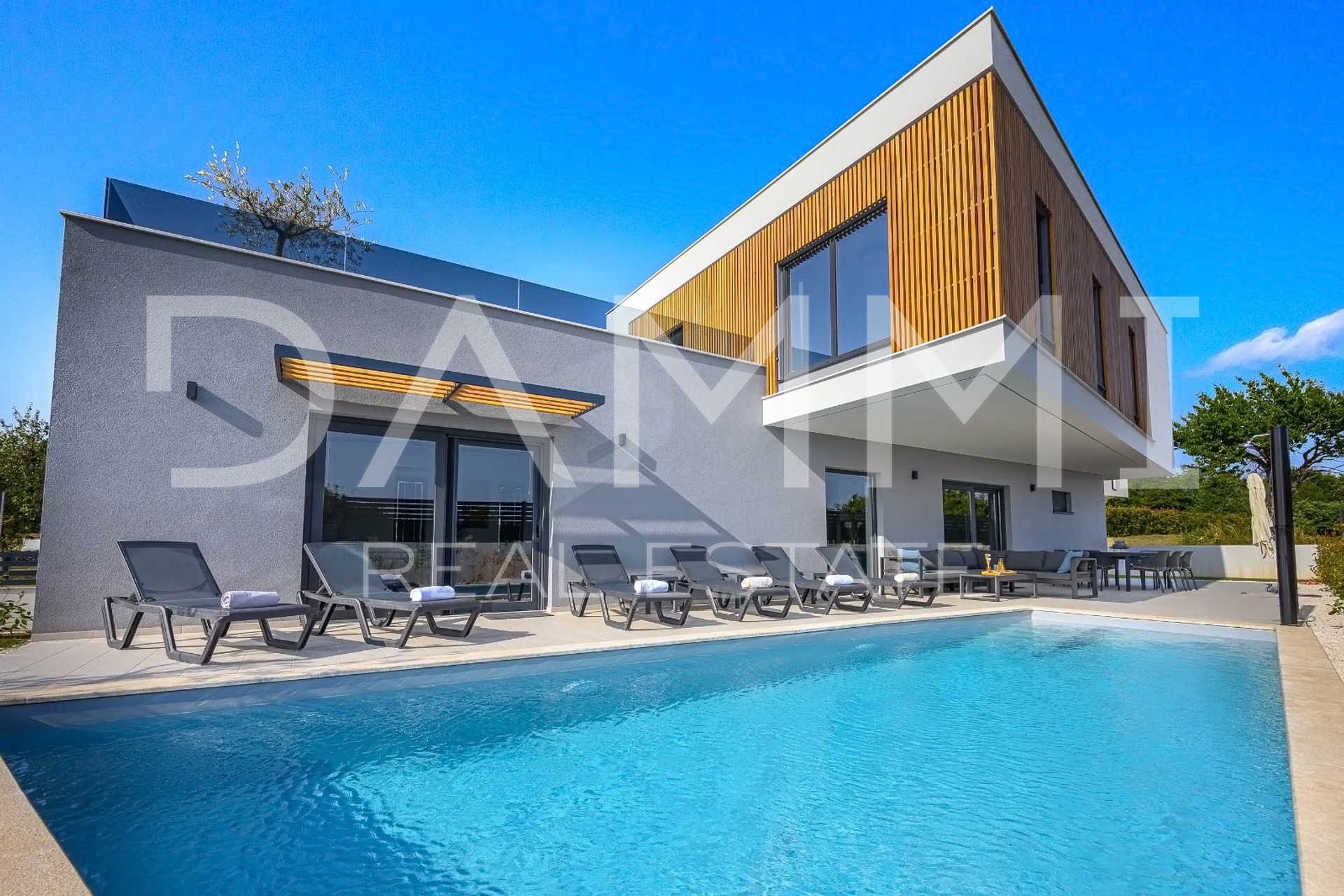 ISTRIA, SVETVIČENAT - VILLA DI LUSSO IN UNA POSIZIONE DESIDERATA