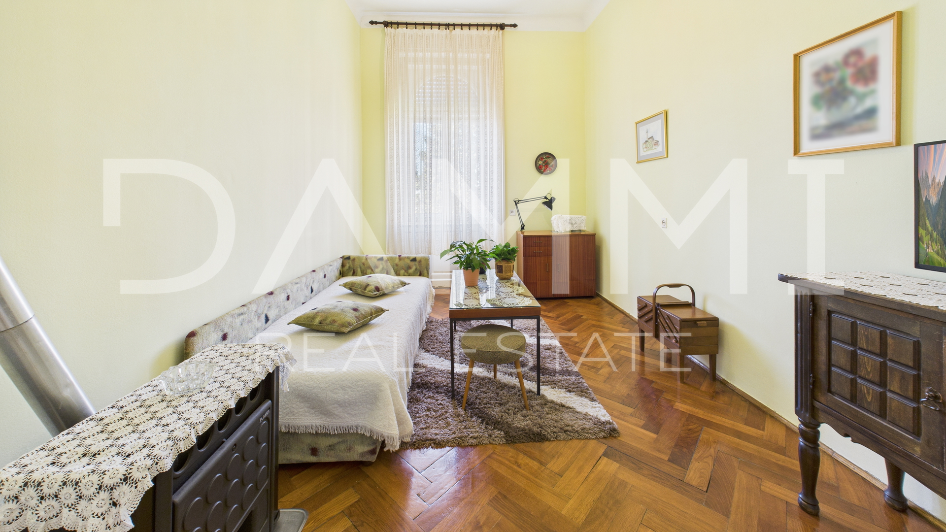 Istra - Pula&comma; centar - savr&scaron;en stan u austrougarskoj vili