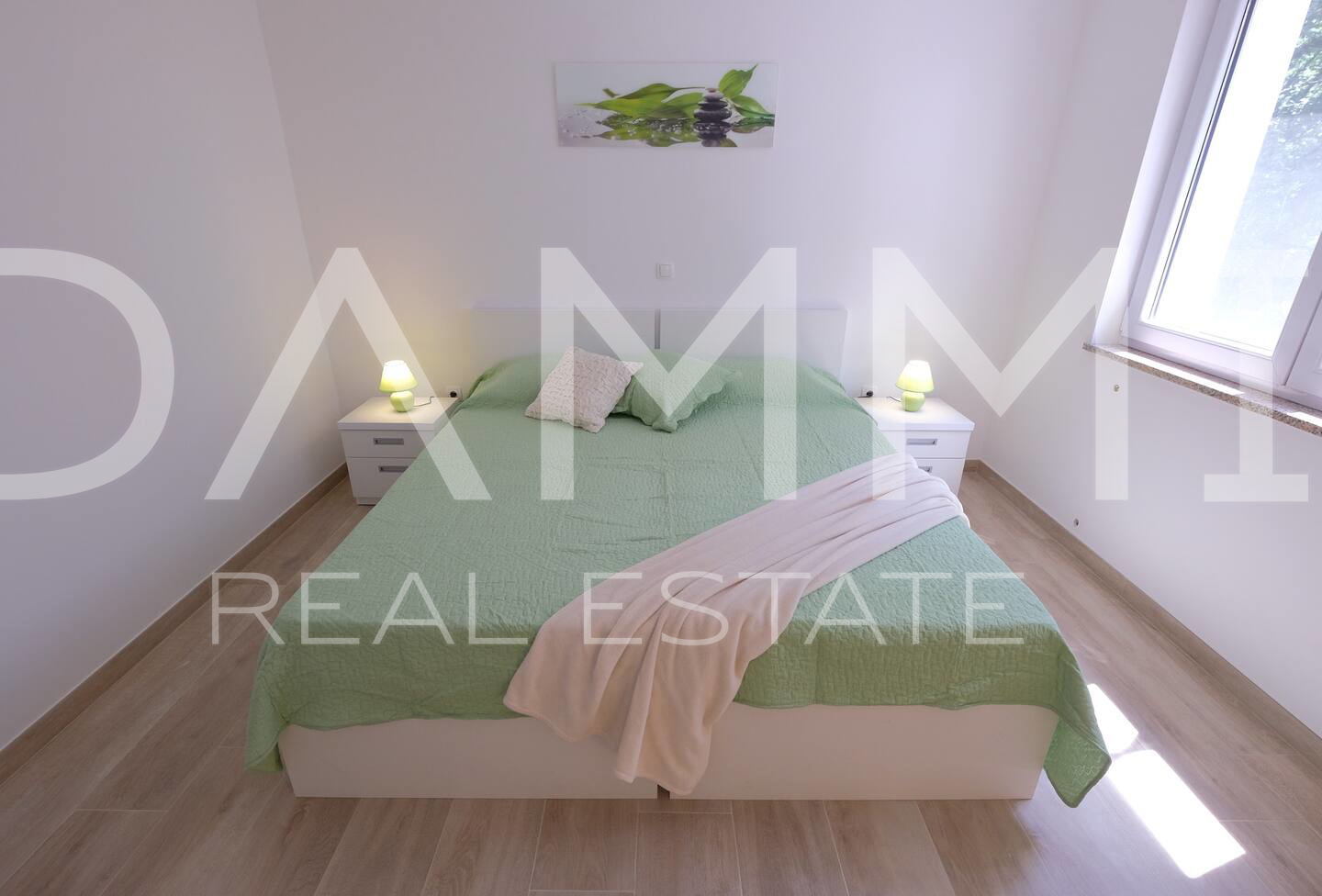 Istra&comma; Svetvin&ccaron;enat&comma; lijepa ku&cacute;a s bazenom u zelenilu