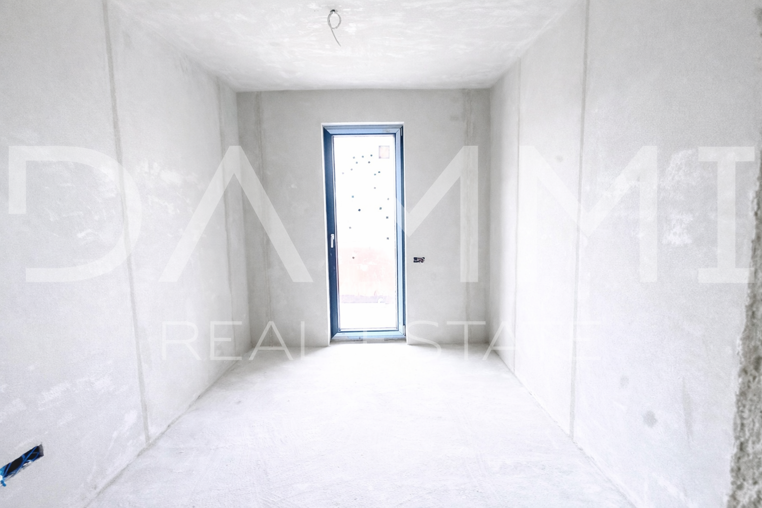 Istra&comma; Pula - jednosobni stan&comma; novogradnja&comma; 2&period; kat