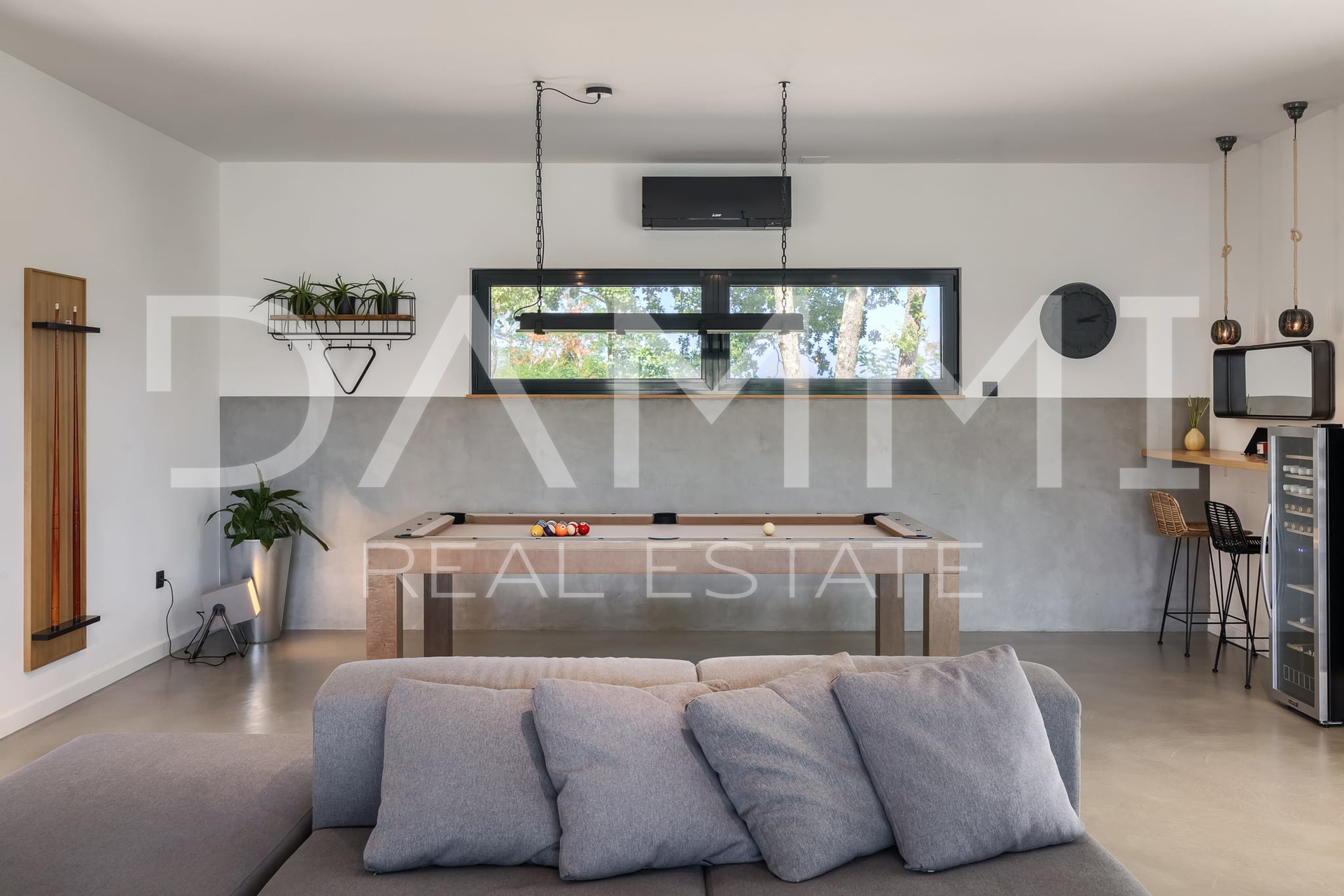 MOTOVUN&comma; OKOLICA - Ekskluzivna luksuzna vila