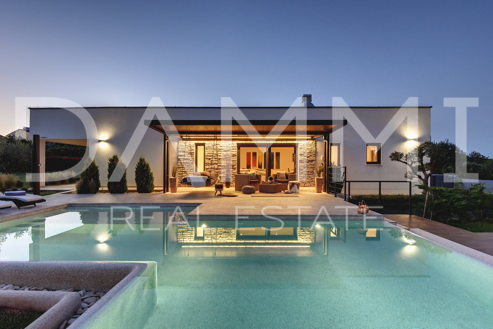 ISTRA&comma; MEDULIN - Luksuzna ku&cacute;a s bazenom