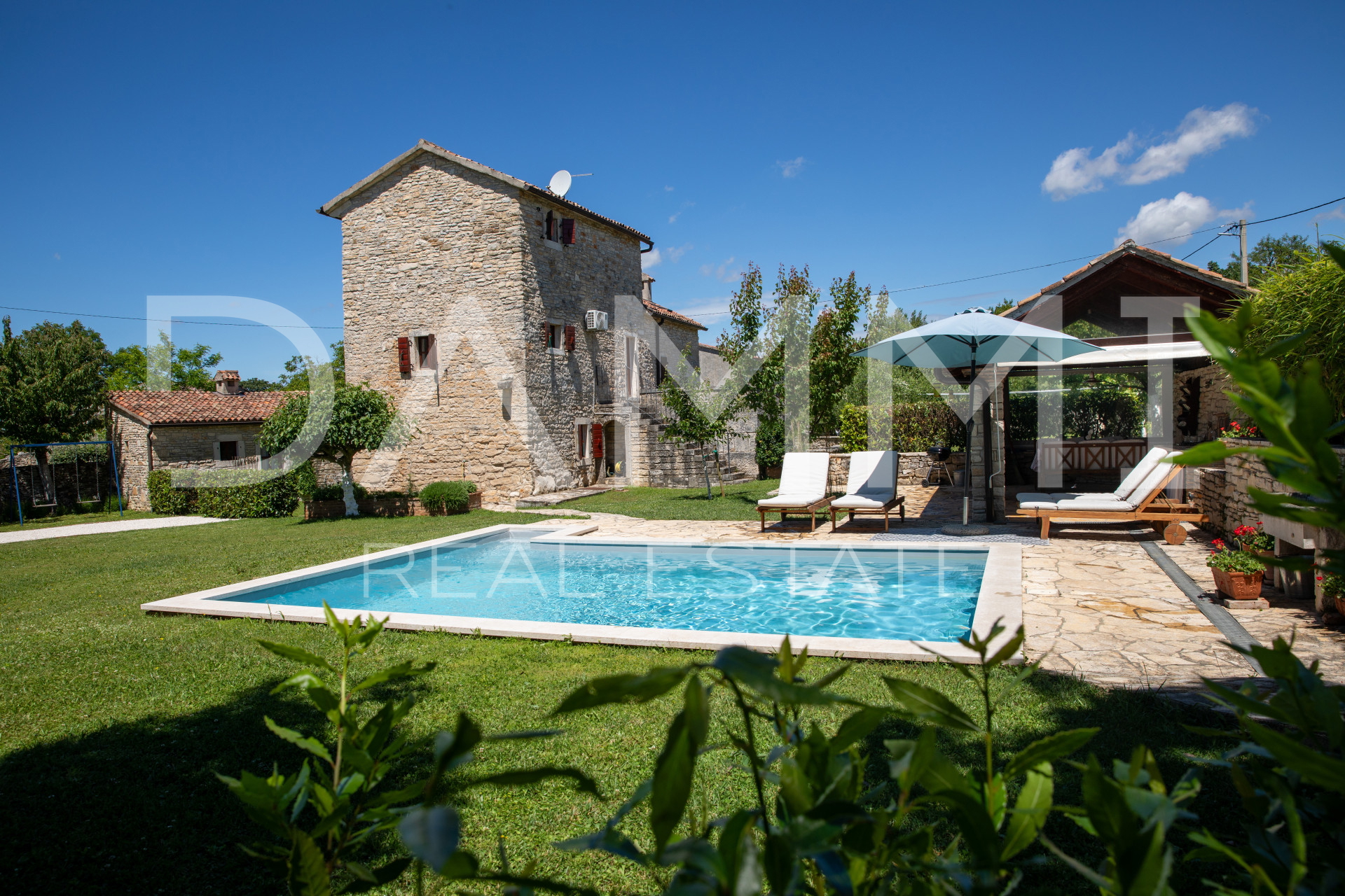 ISTRA&comma; KANFANAR- Tradicionalna Istarska ku&cacute;a s bazenom