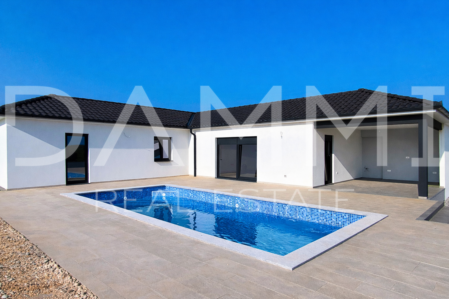 Istra - Mar&ccaron;ana&comma; ku&cacute;a s bazenom&comma; novogradnja