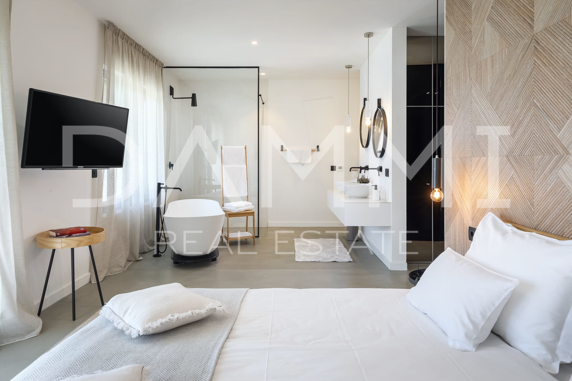 MOTOVUN&comma; OKOLICA - Ekskluzivna luksuzna vila