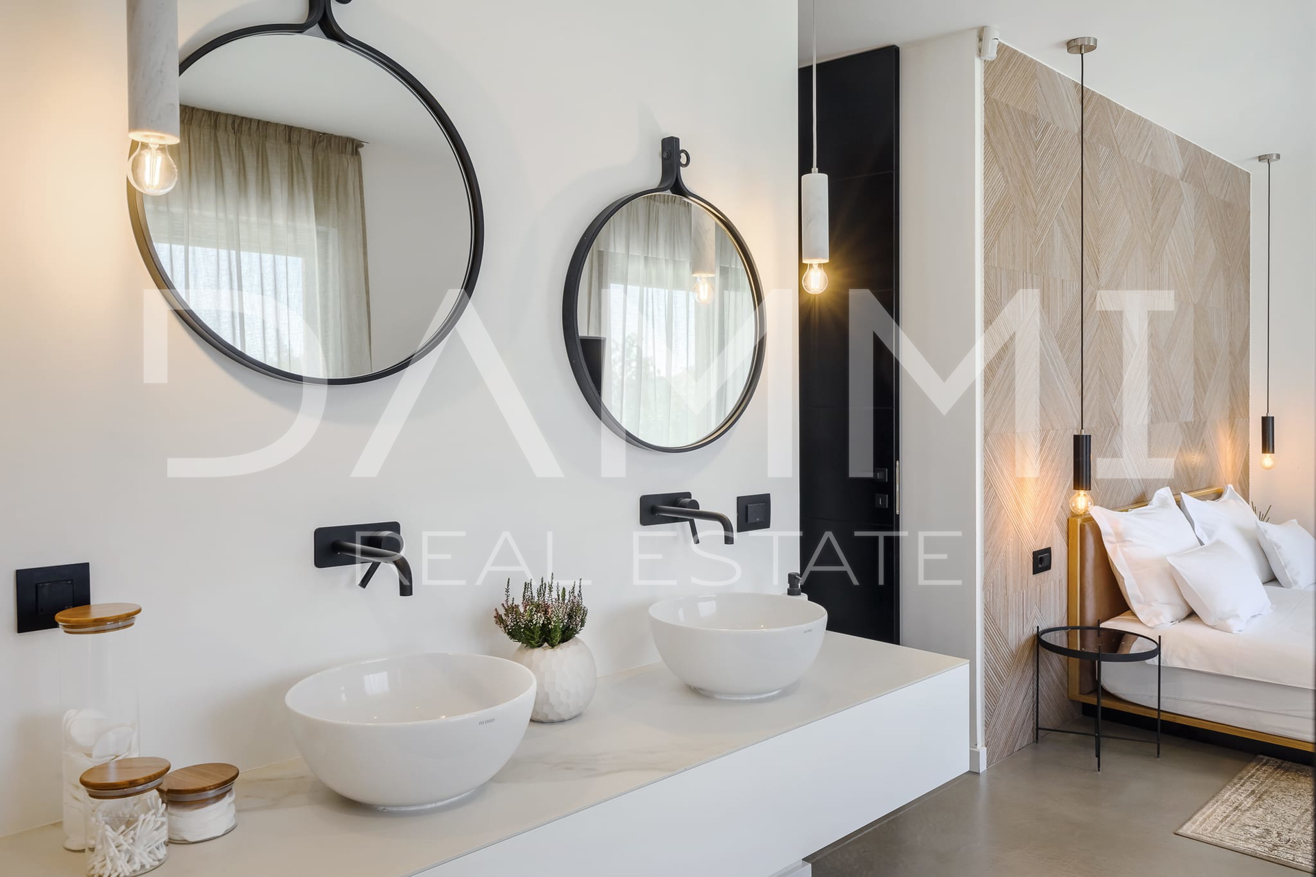 MOTOVUN&comma; OKOLICA - Ekskluzivna luksuzna vila