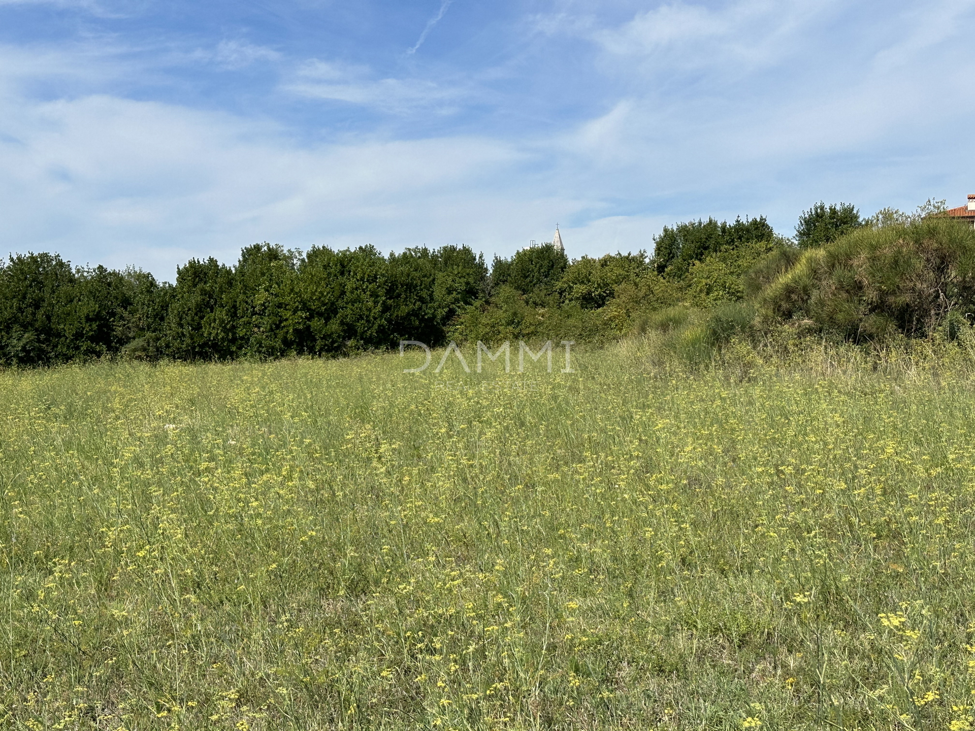 ISTRIEN, VODNJAN - Baugrundstück 137m2 in der Nähe des Zentrums, Meerblick