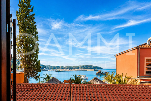 Rovinj, stan na odličnoj lokaciji sa pogledom na more