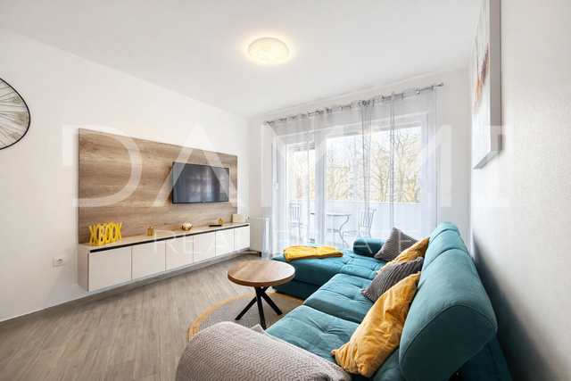 Wohnung, 56 m2, Vermietung, Pula - Centar