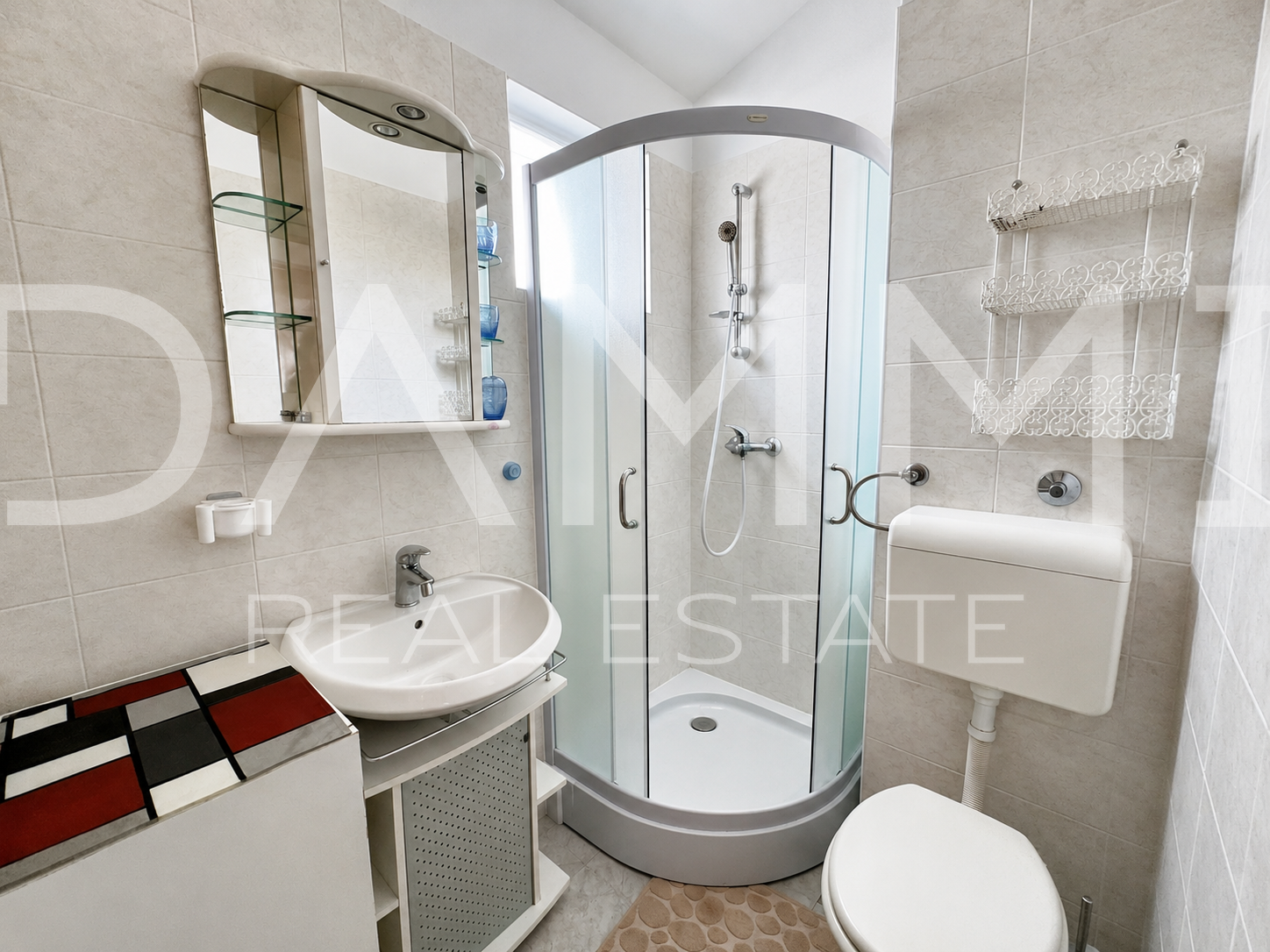 BARBARIGA &ndash; ugodan apartman s balkonom&comma; 500 m od pla&zcaron;e