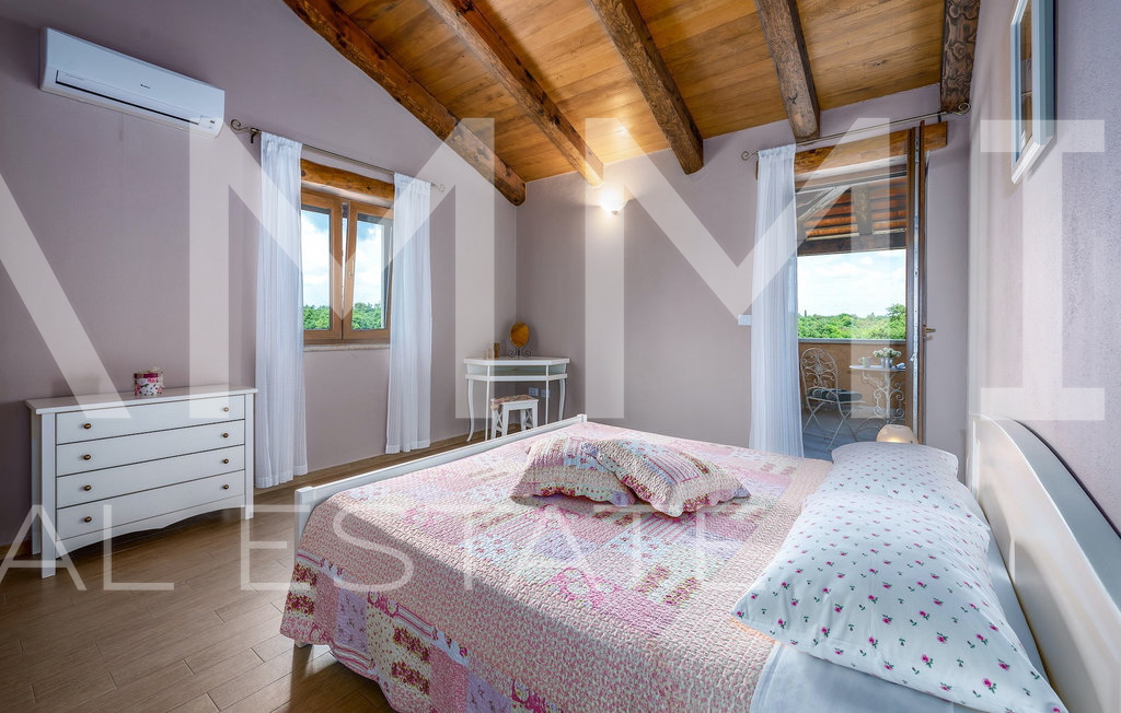 Casa, 285 m2, Vendita, Marčana