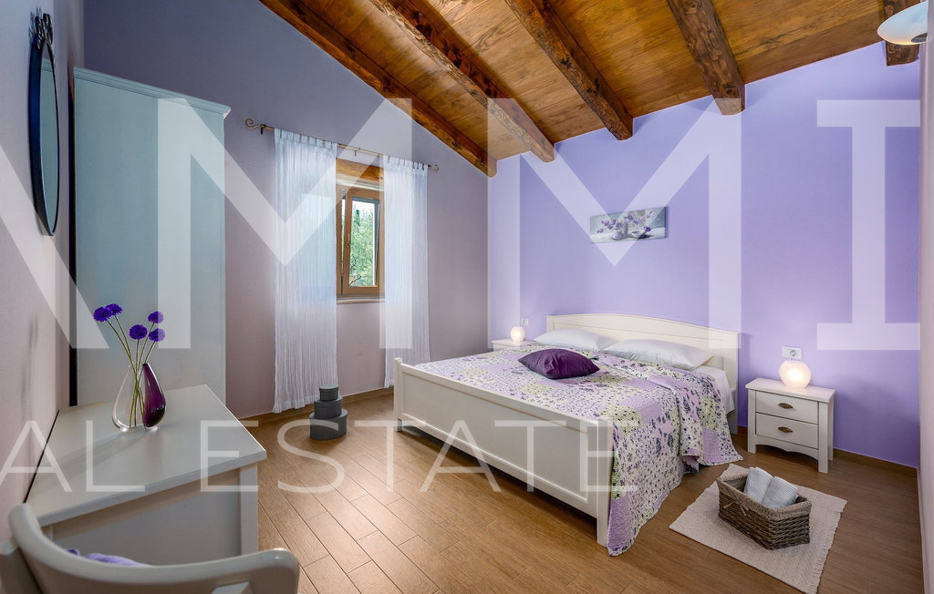 Casa, 285 m2, Vendita, Marčana