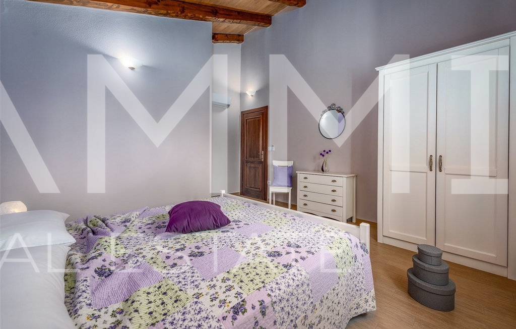 Casa, 285 m2, Vendita, Marčana