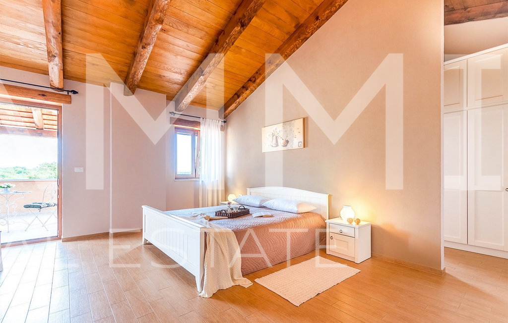 Casa, 285 m2, Vendita, Marčana
