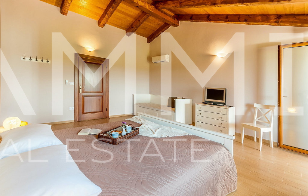 Casa, 285 m2, Vendita, Marčana