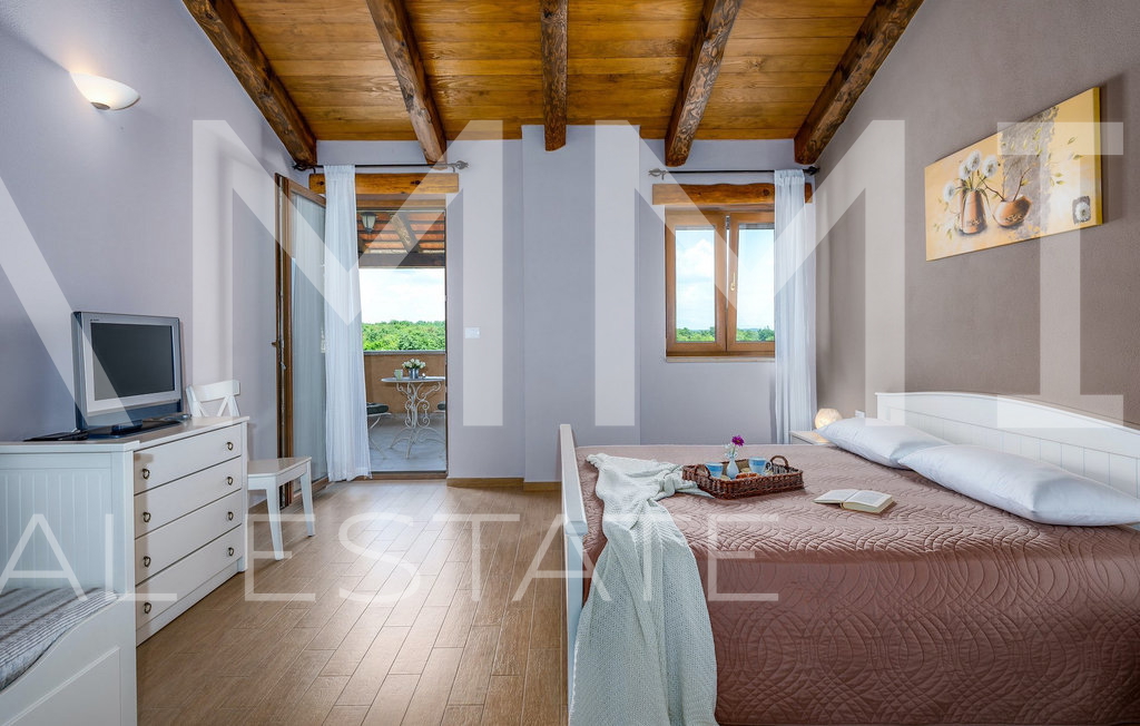 Casa, 285 m2, Vendita, Marčana