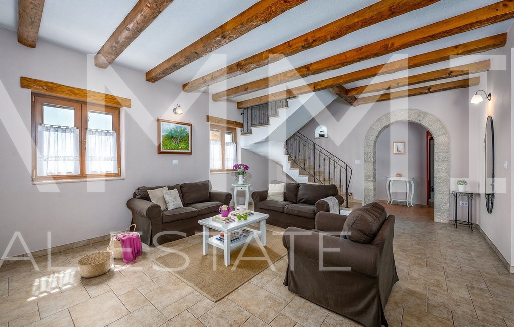 Casa, 285 m2, Vendita, Marčana