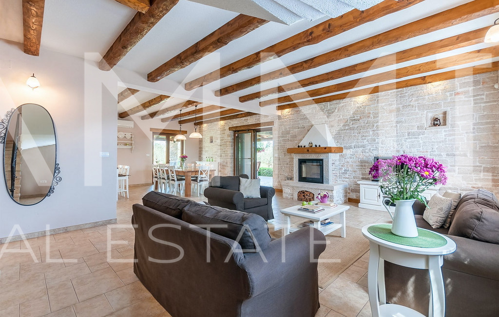 Casa, 285 m2, Vendita, Marčana