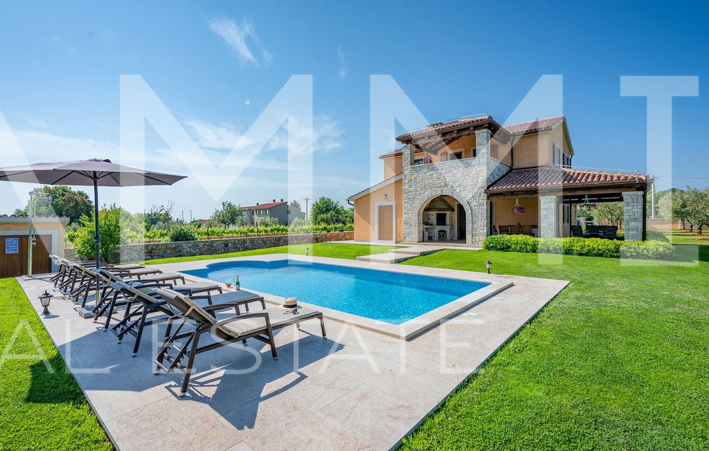 Casa, 285 m2, Vendita, Marčana