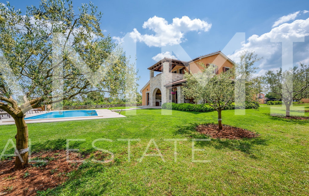 Casa, 285 m2, Vendita, Marčana