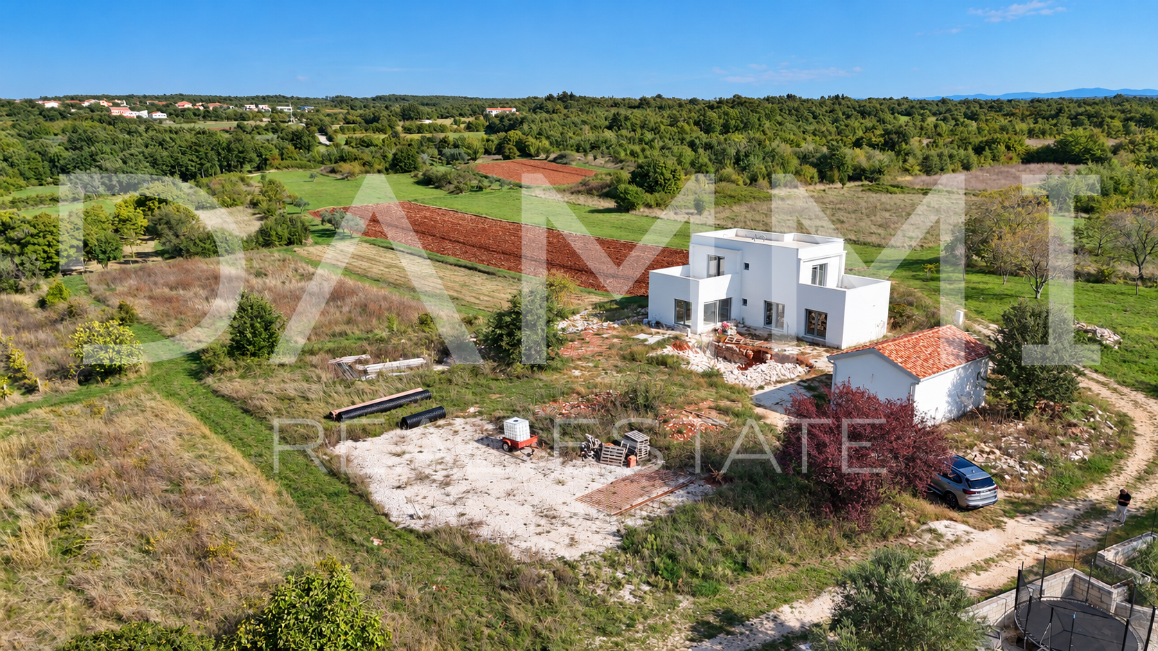 ISTRA&comma; KANFANAR - Gra&dstrok;evinsko zemlji&scaron;te s gra&dstrok;evinskom dozvolom 1080m2