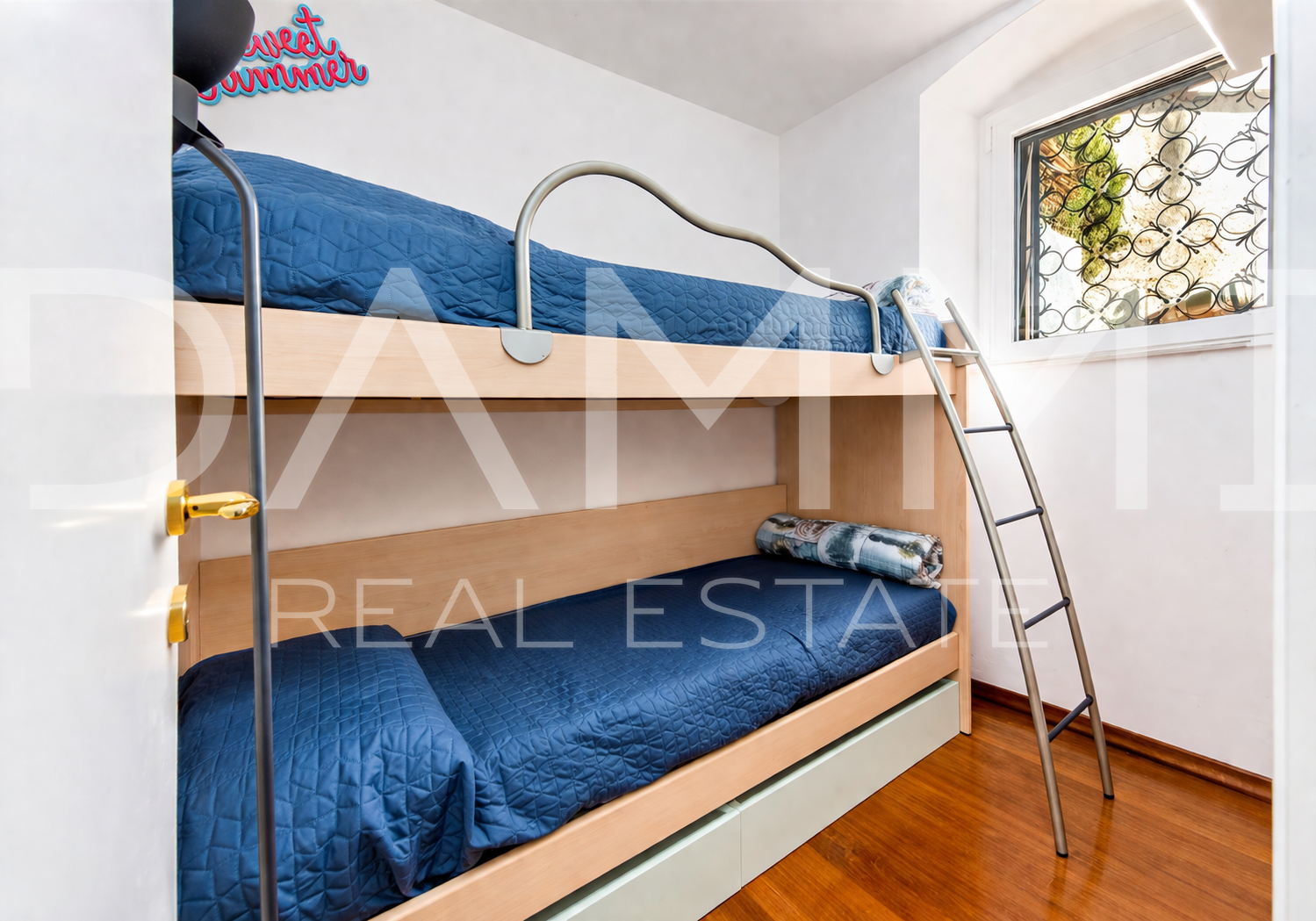 Rovinj&comma; stan na odli&ccaron;noj lokaciji sa pogledom na more