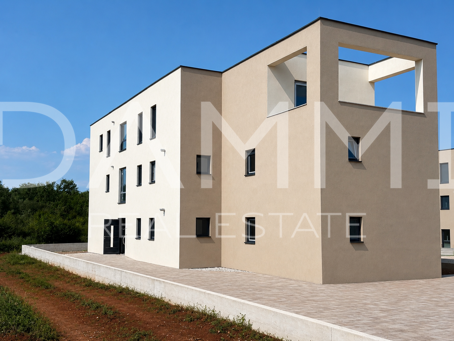 ISTRA&comma; PORE&Ccaron; - Trosoban stan na prvom katu u novogradnji
