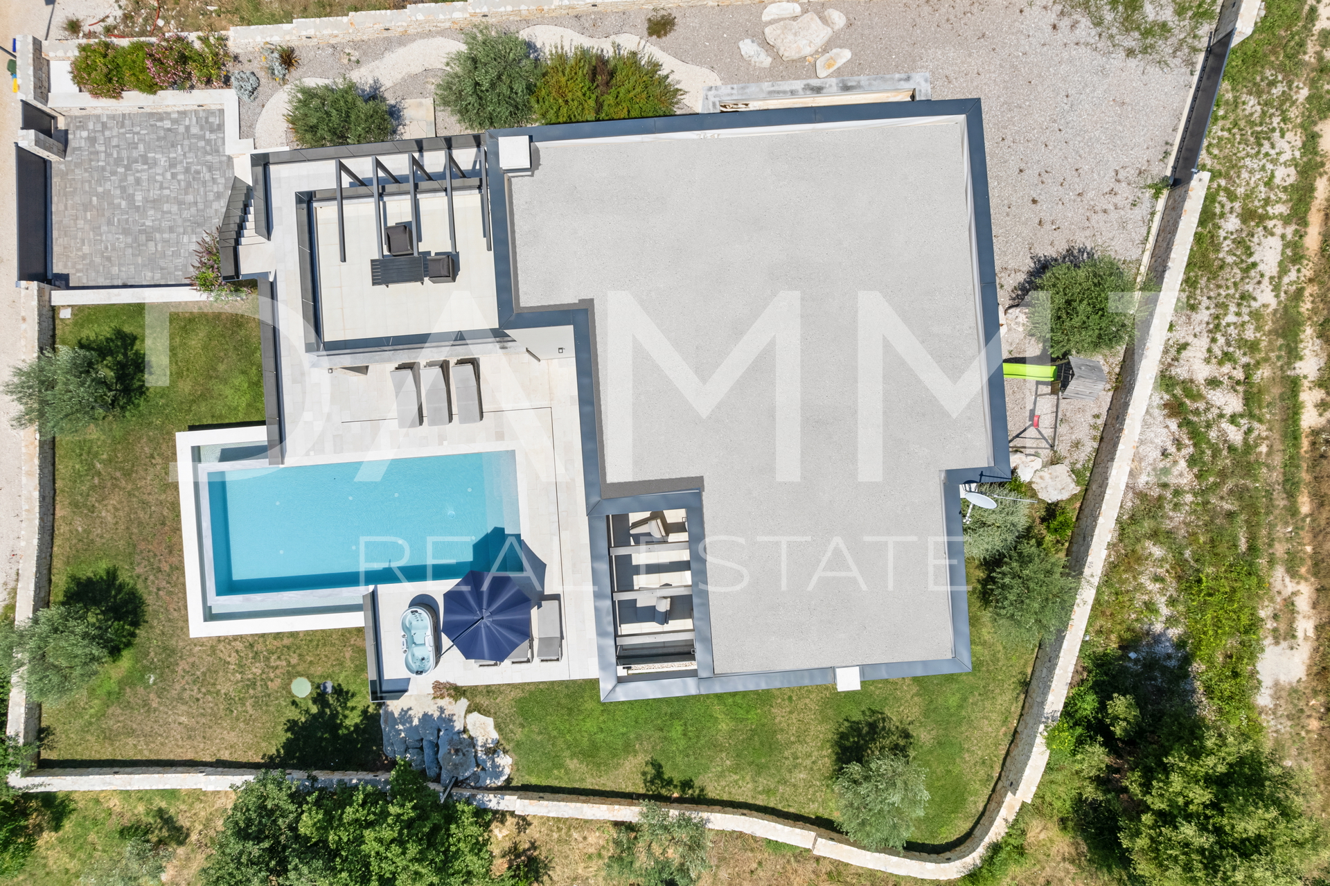 ISTRA&comma; BALE - Moderna vila s pogledom na more