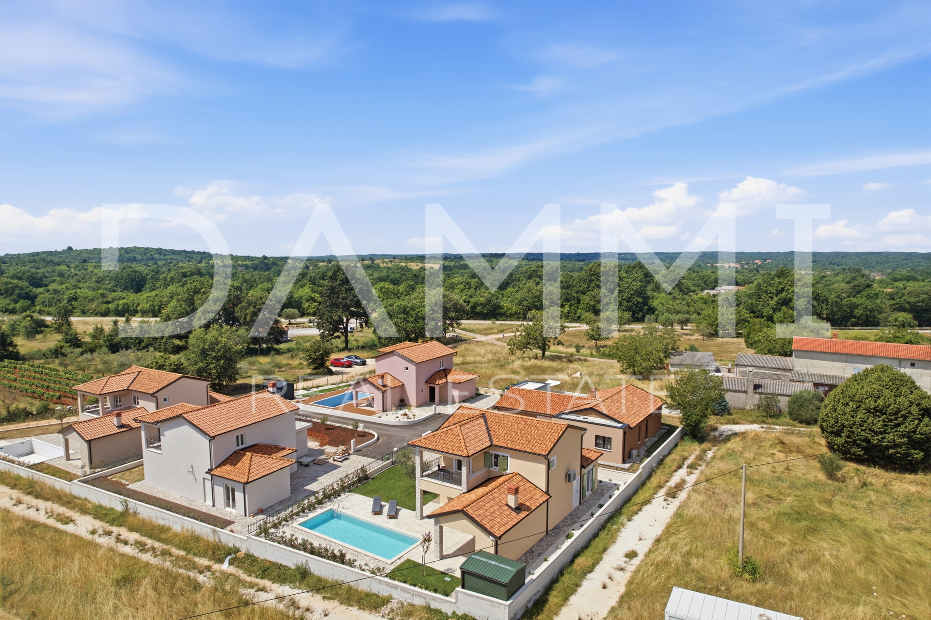 ISTRA&comma; &Zcaron;MINJ - Mediteranska ku&cacute;a s bazenom