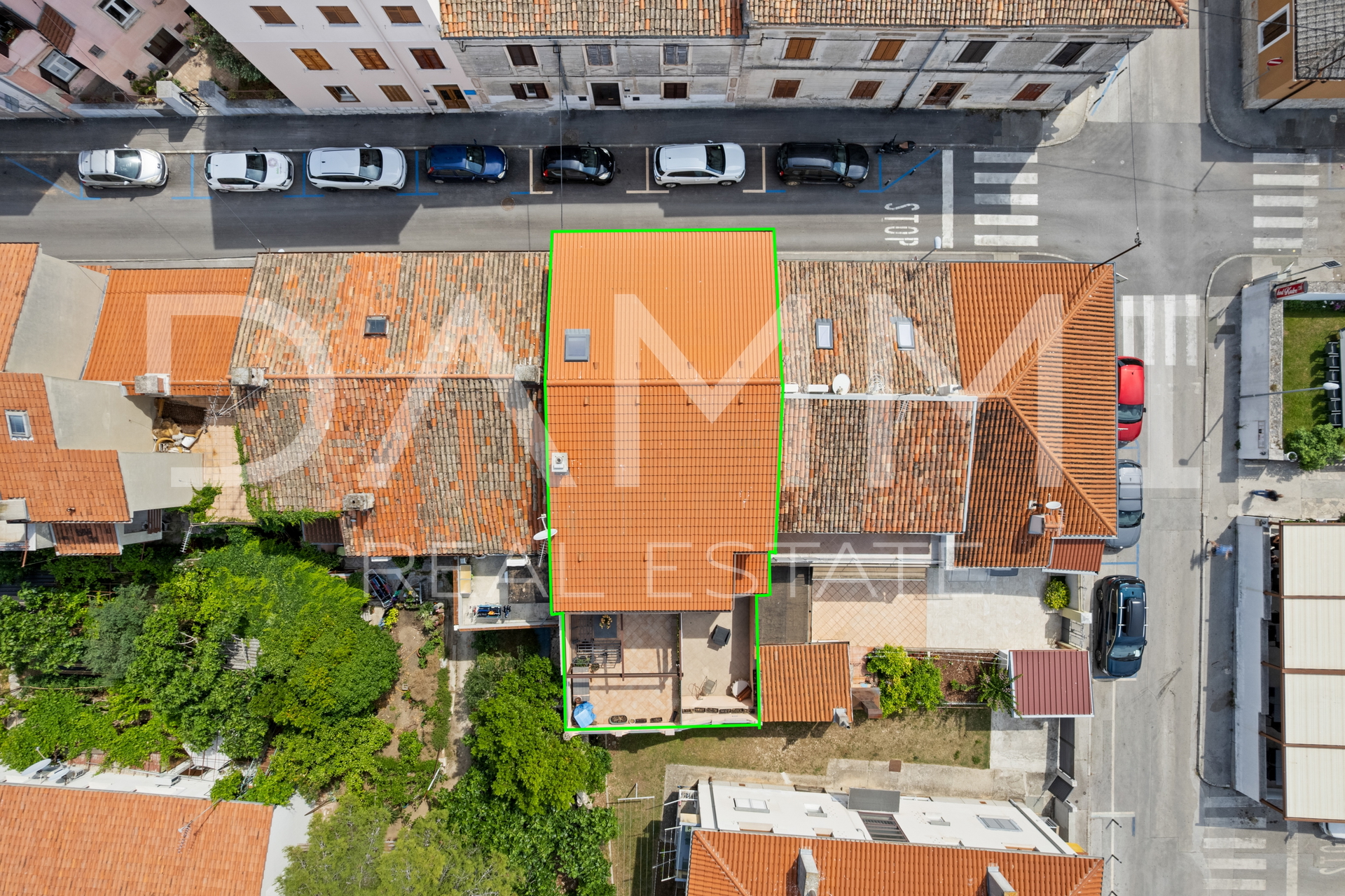 ISTRA&comma; PULA - House with 3 apartments in the city center near the Arena