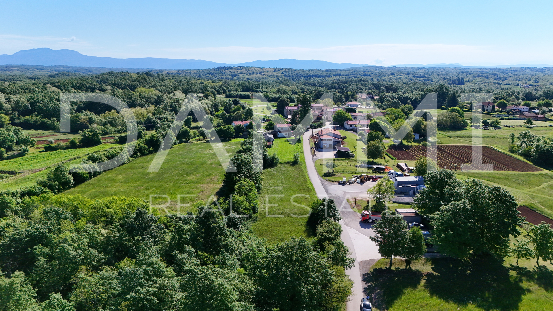 ISTRA, ŽMINJ - Baugrundstück 780 m2