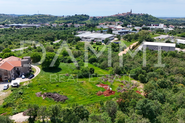 ISTRA, BUJE - Građevinsko zemljište 560 m2 nedaleko od centra