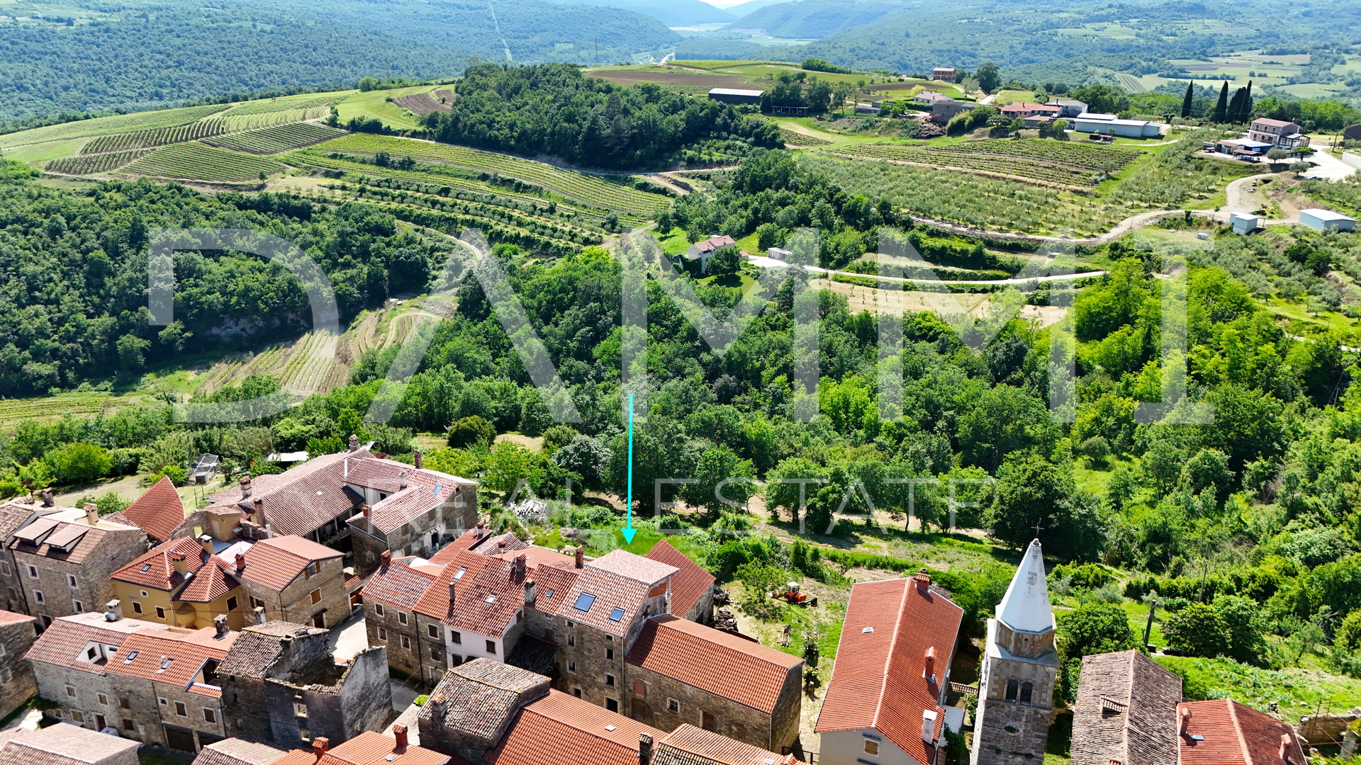 ISTRA, GROŽNJAN - Casa in pietra con vista panoramica ESCLUSIVO!