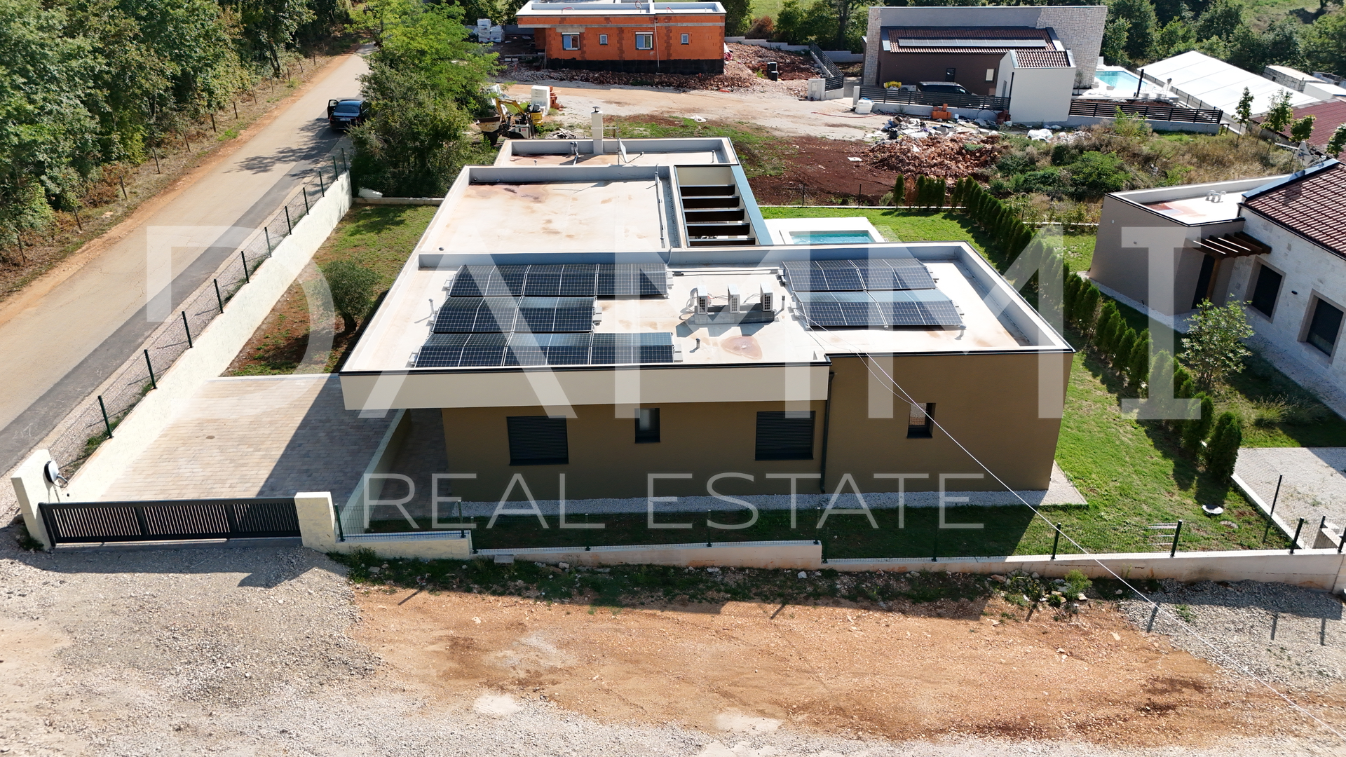 ISTRIA, ŽMINJ - Richly furnished Villa near the center of Žminj