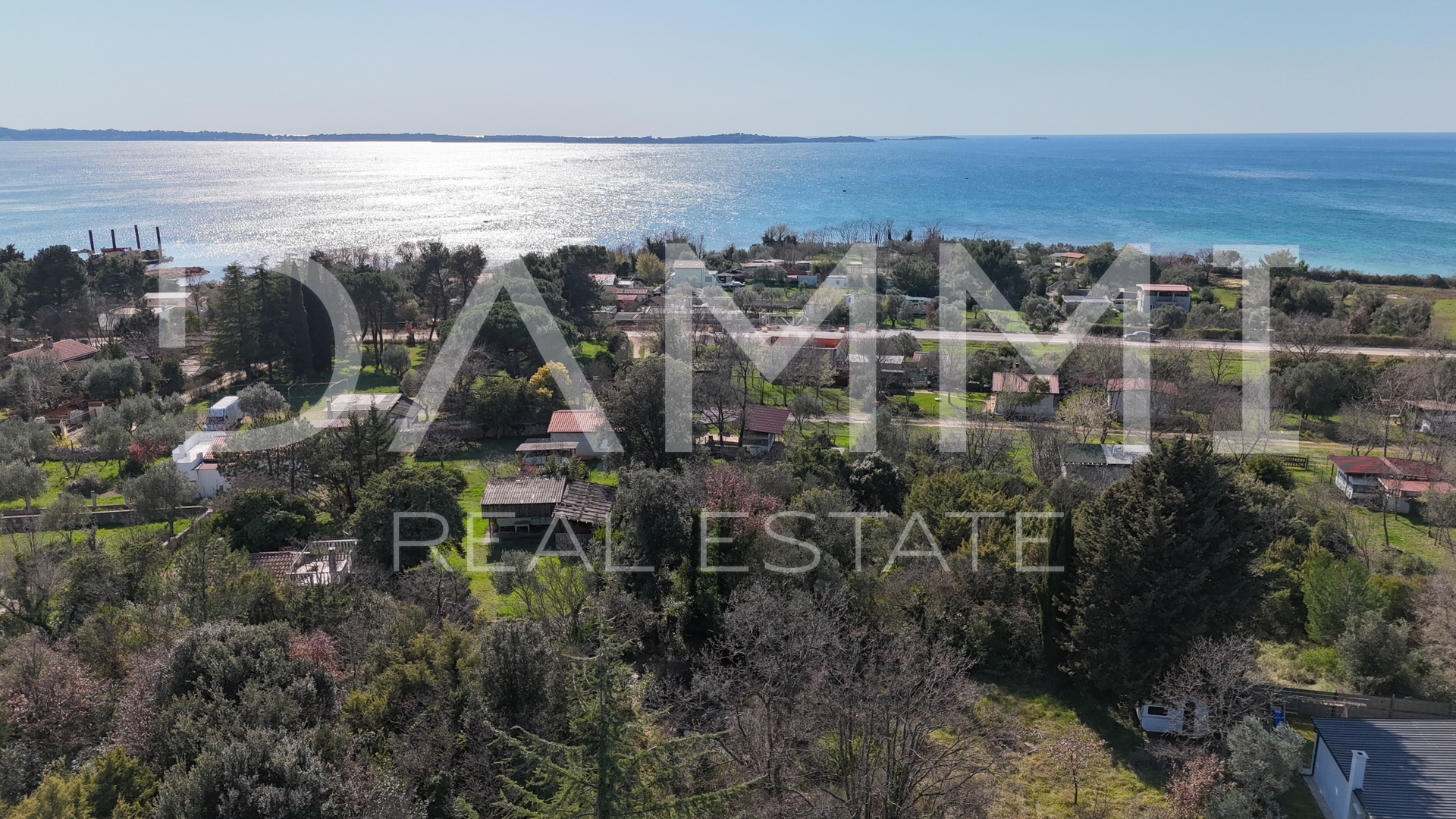 Istria&comma; Peroj&comma; attractive weekend land plot 300m from the sea