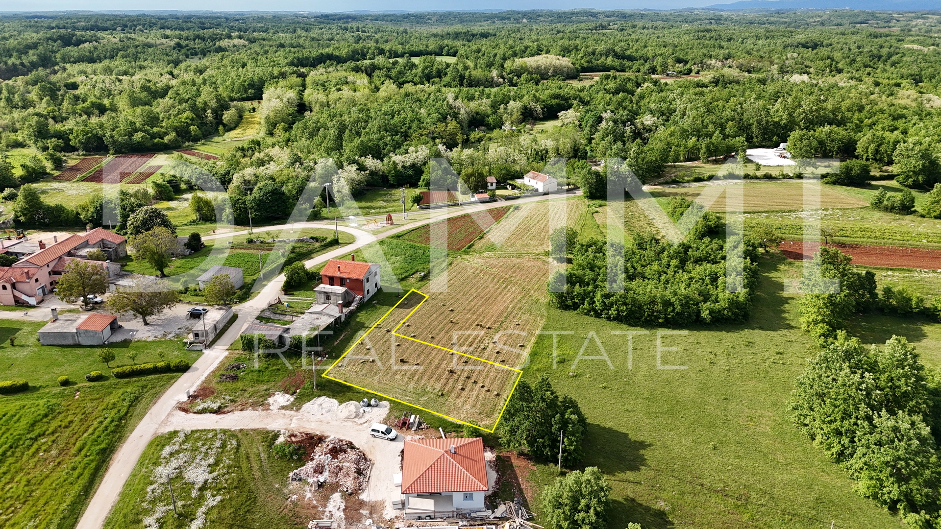 ISTRIA, ŽMINJ - Beautiful building land 945m2