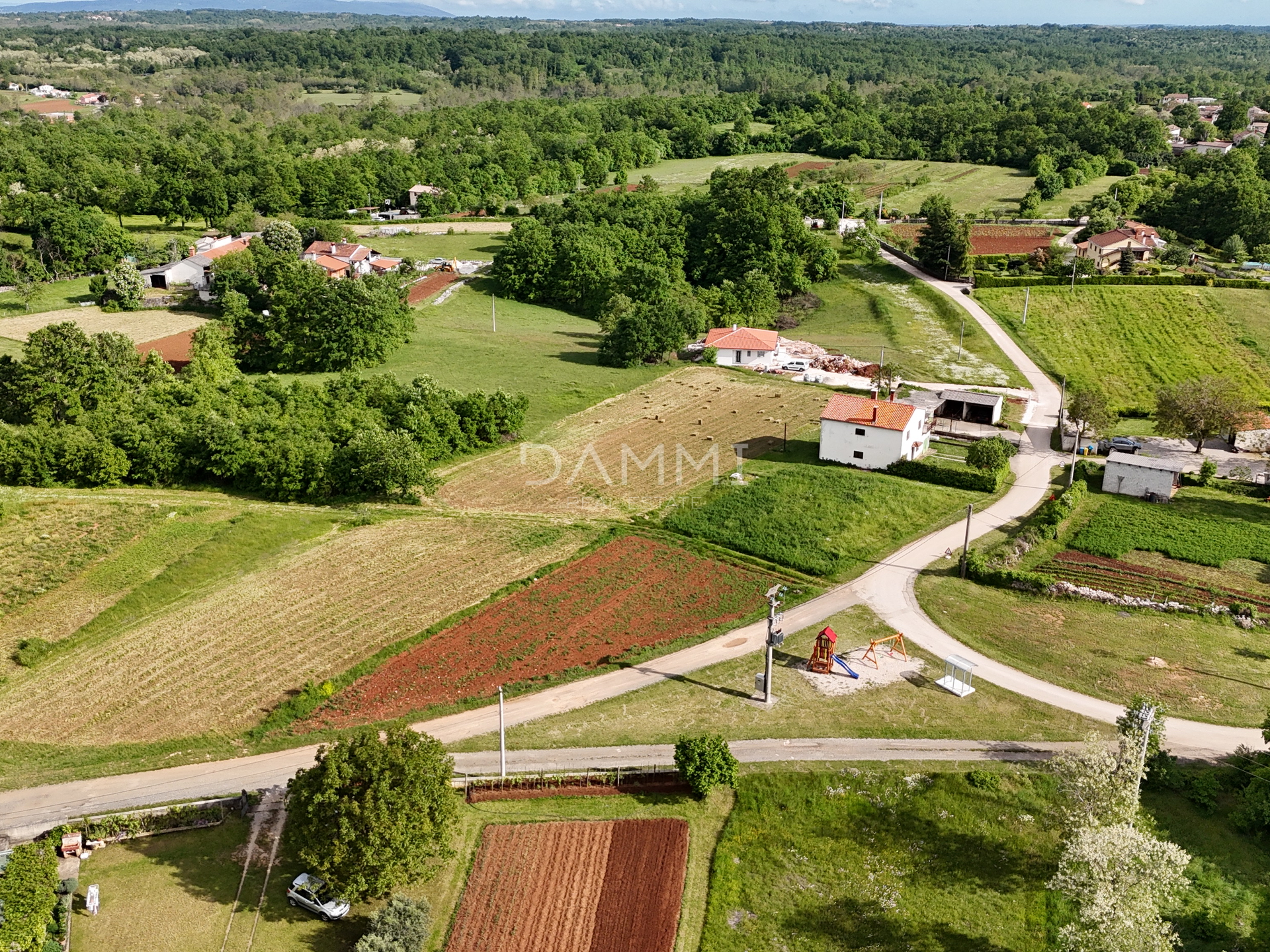 ISTRA, ŽMINJ - Wunderschönes Baugrundstück 945m2