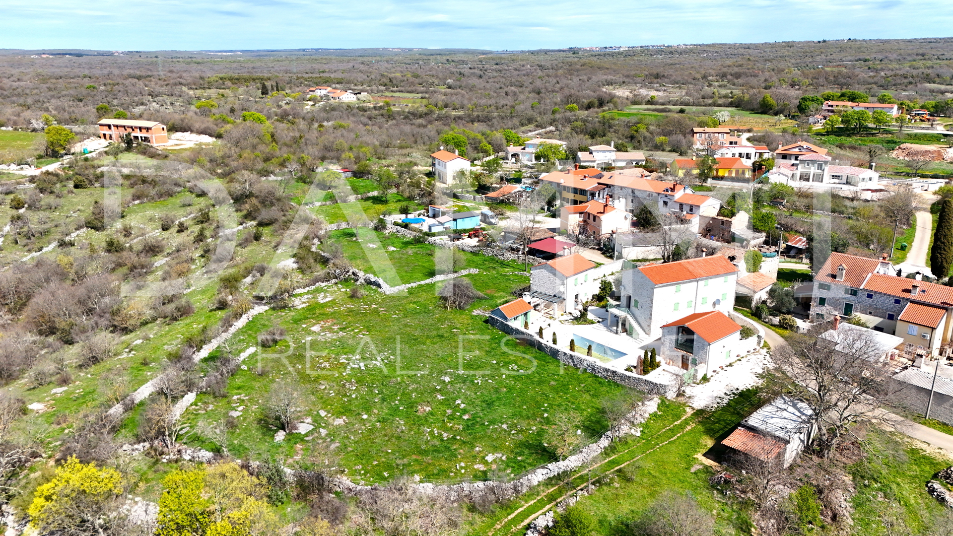 ISTRA, BALE - Baugrundstück an ausgezeichneter Lage 755 m2