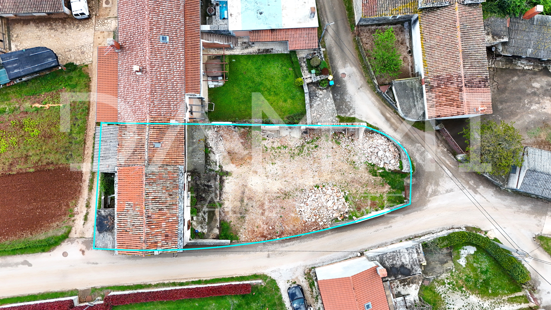 ISTRA, ŽMINJ - Casa in pietra con cortile di 500 m2