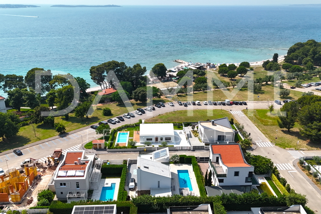 ISTRA, FAŽANA – Baugrundstück für den Bau von 6 Wohnungen