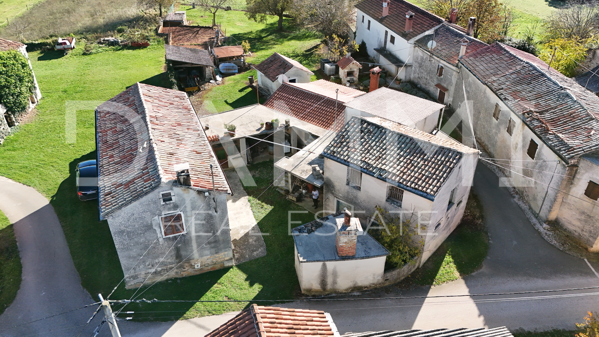 House, 200 m2, For Sale, Žminj - Domijanići