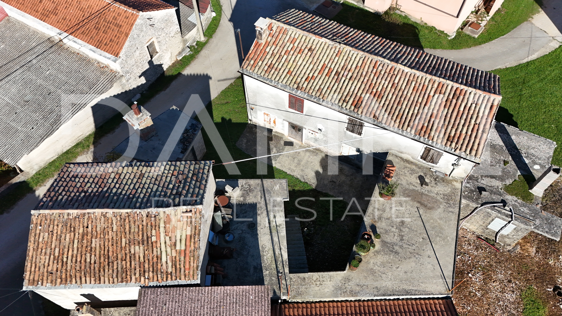 House, 200 m2, For Sale, Žminj - Domijanići