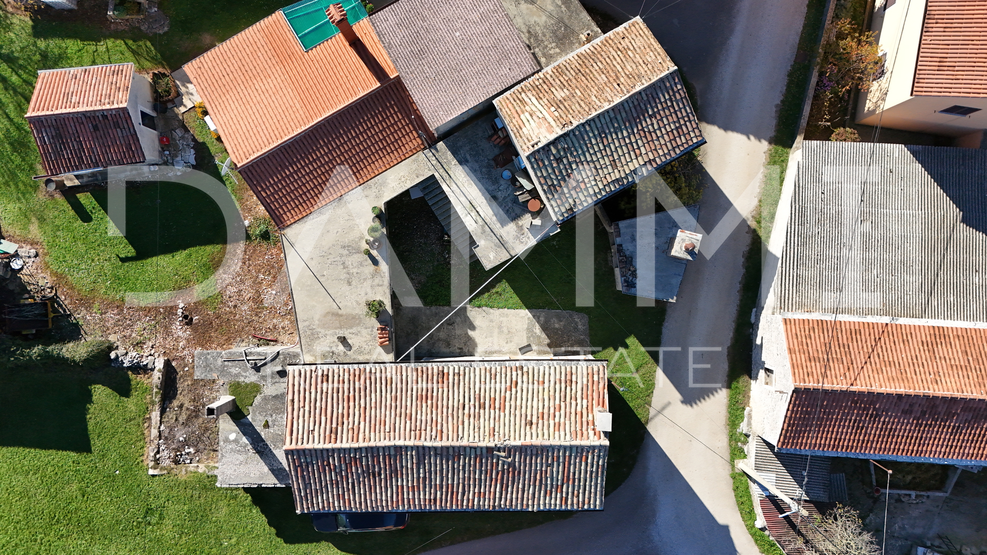 House, 200 m2, For Sale, Žminj - Domijanići