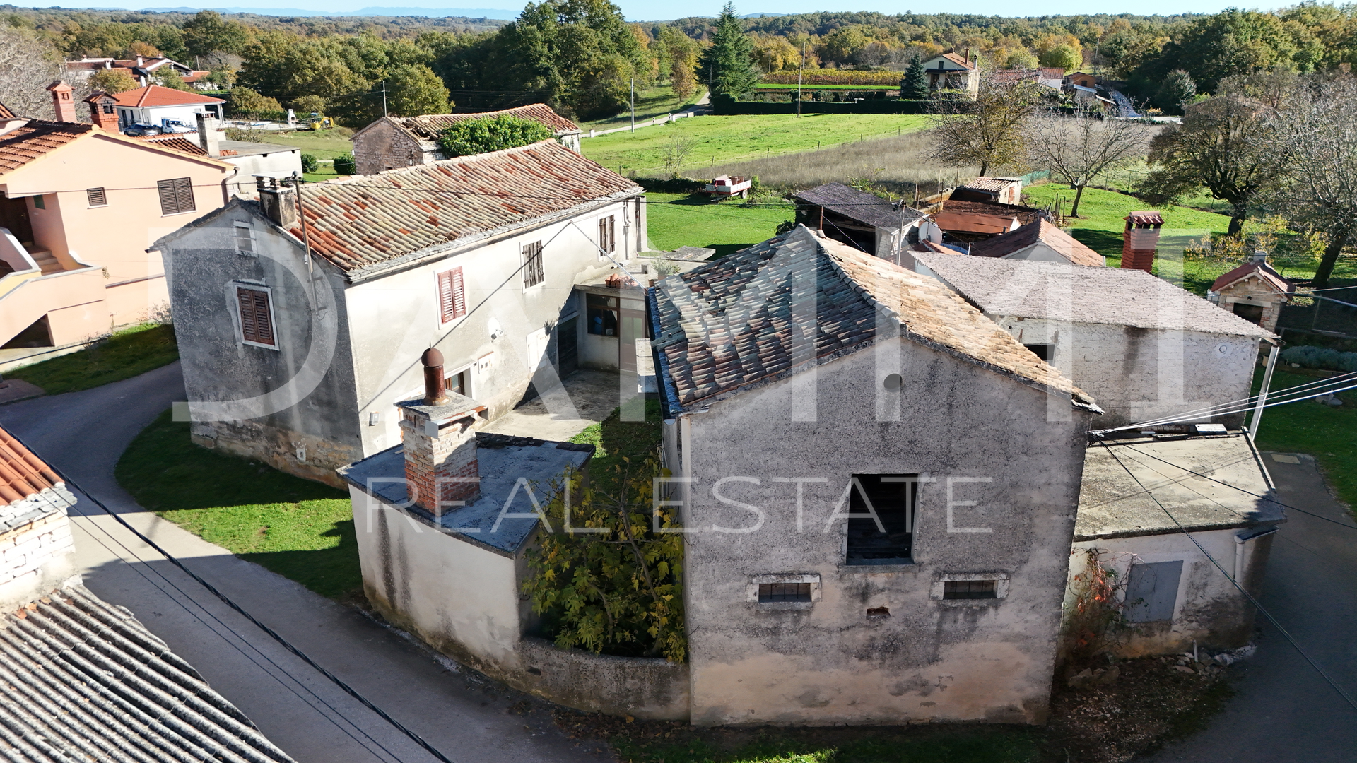 House, 200 m2, For Sale, Žminj - Domijanići