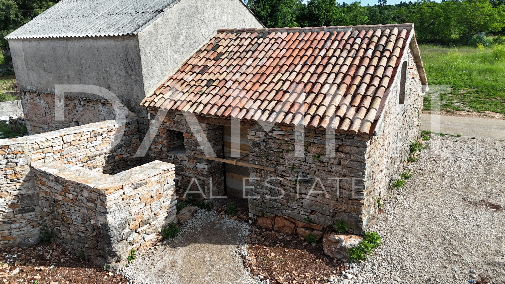 ISTRA&comma; SV&period; PETAR U &Scaron;UMI - Splendida antica casa istriana da ristrutturare
