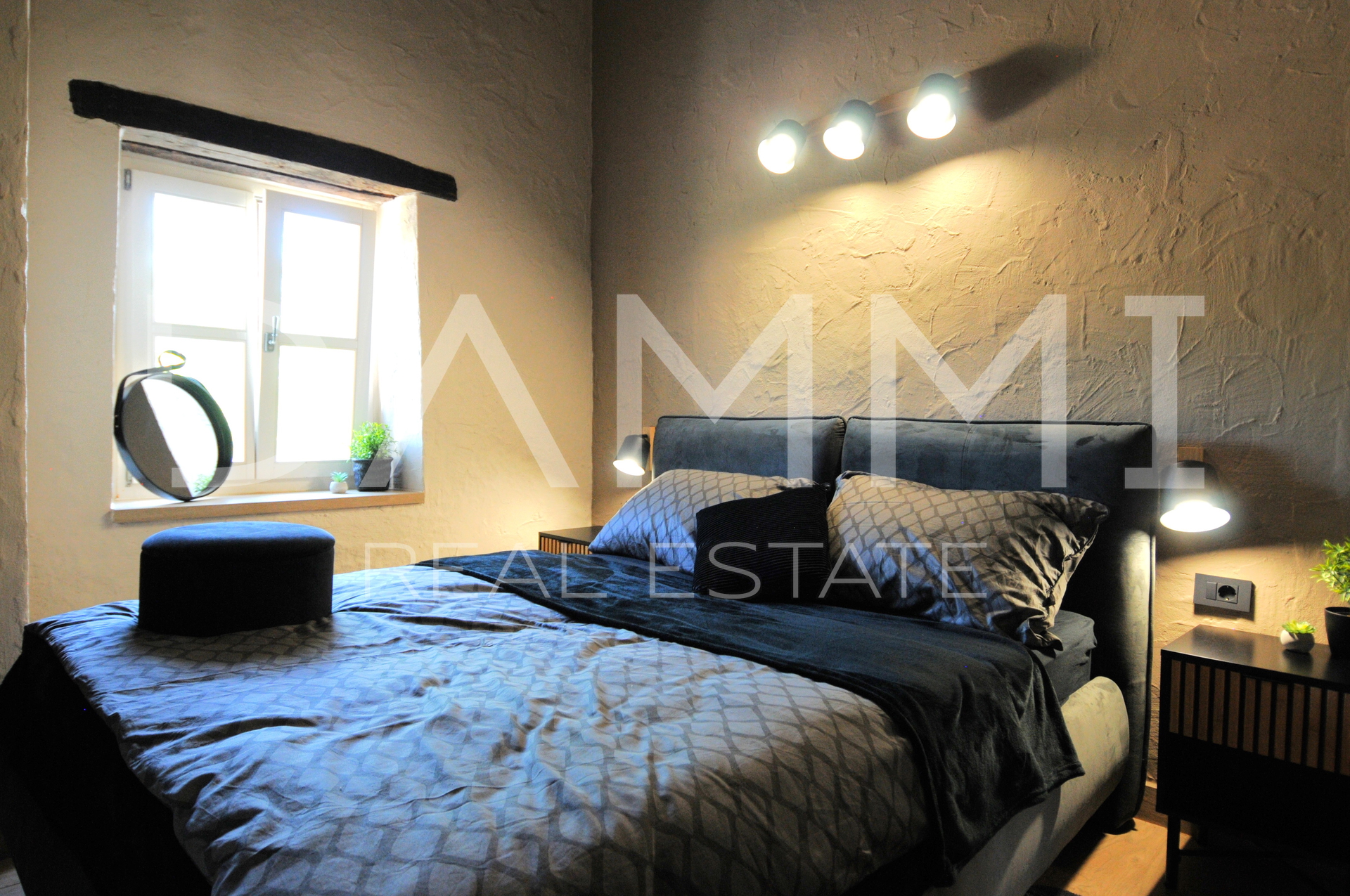 ISTRA&comma; VI&Scaron;NJAN - KAMENA ISTARSKA KU&Cacute;A S BAZENOM